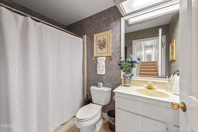 2210 Via Loma, Camarillo, CA 93012 - full bathroom featuring wallpapered walls, vanity, and a shower with curtain