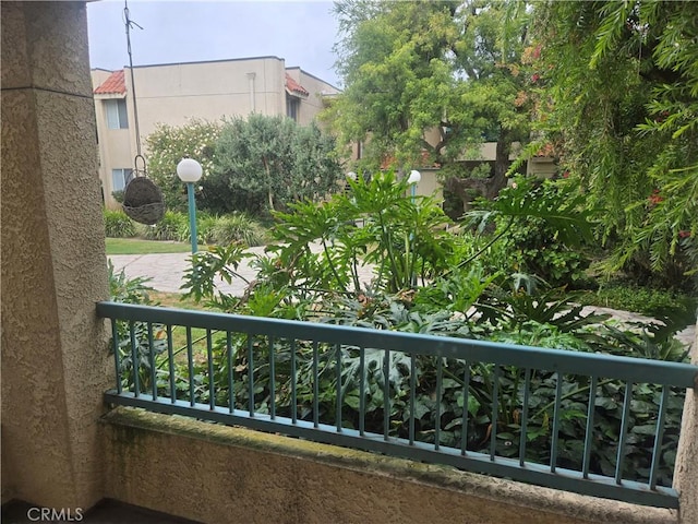 18307 Burbank Blvd Unit 7, Tarzana, CA 91356 - view of balcony