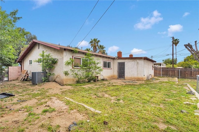 1844 Alston Ave, Colton, CA 92324 - rear view of house with stucco siding