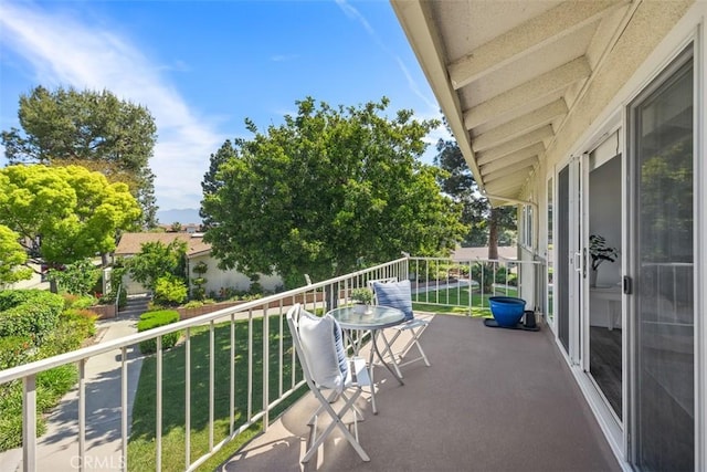 15 Via Castilla Unit T, Laguna Woods, CA 92637 - view of balcony