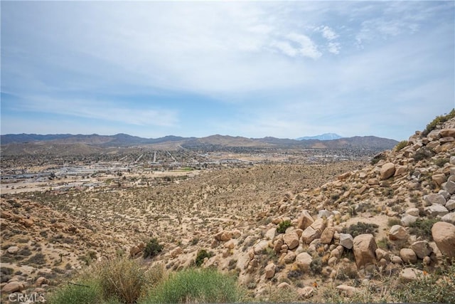 57093 Monticello Ct, Yucca Valley, CA 92284 - view of mountain feature