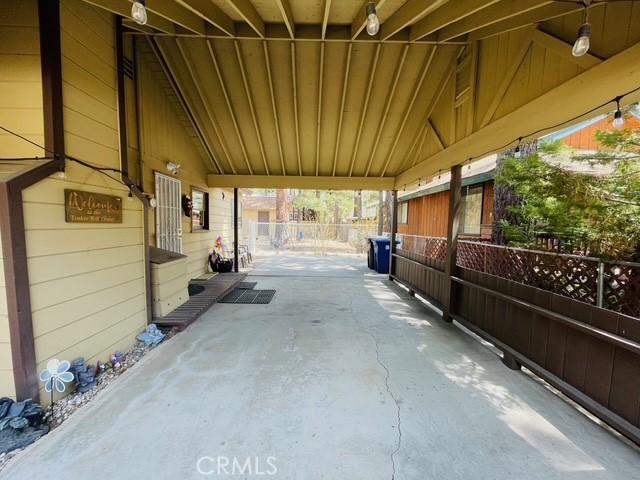 912 Tinkerbell Ave, Big Bear City, CA 92314 - photo 4