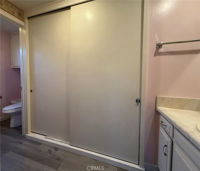 851 Ronda Mendoza Unit B, Laguna Woods, CA 92637 - bathroom with wood finished floors and vanity