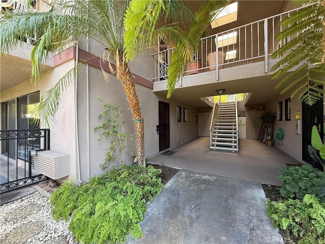 851 Ronda Mendoza Unit B, Laguna Woods, CA 92637 - view of property with stairway