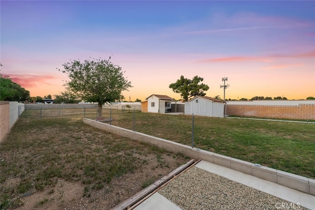 5111 W W Ave M2, Lancaster, CA 93536 - view of yard featuring an outdoor structure