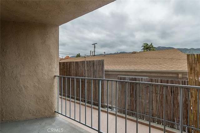 527 E Elmwood Ave Unit E, Burbank, CA 91501 - view of balcony