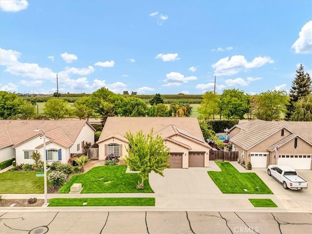 3000 S Arkle St, Visalia, CA 93292 - photo 2
