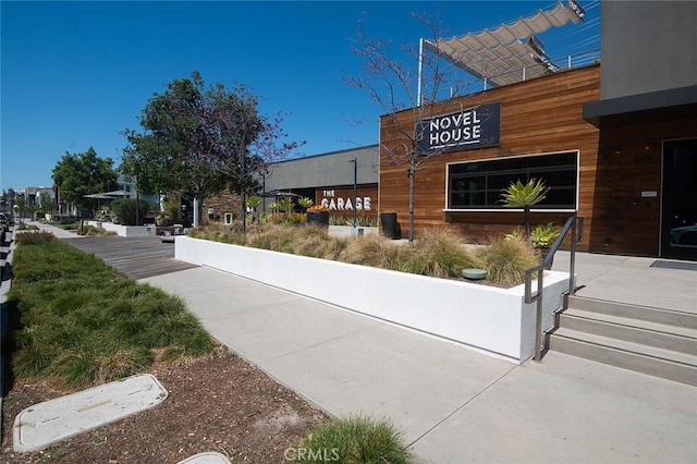 208 Novel, Irvine, CA 92618 - view of building exterior