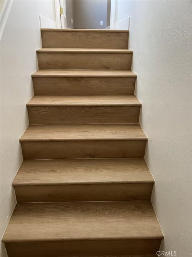 44936 Honey Locust Dr, Temecula, CA 92592 - view of stairway
