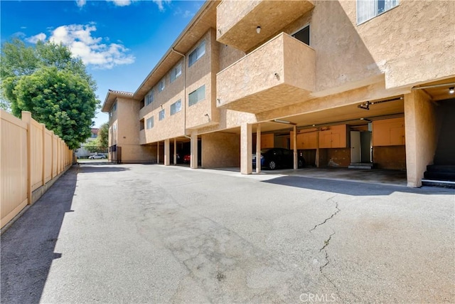 120 S Sierra Madre Blvd Unit 206, Pasadena, CA 91107 - view of asphalt driveway