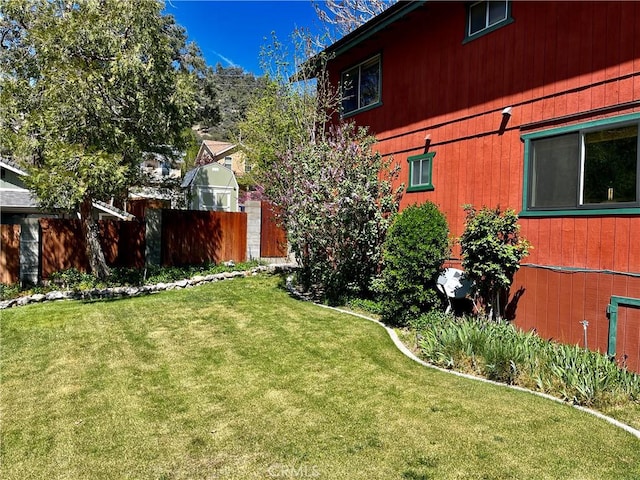 921 Piru Way, Frazier Park, CA 93225 - view of yard featuring fence