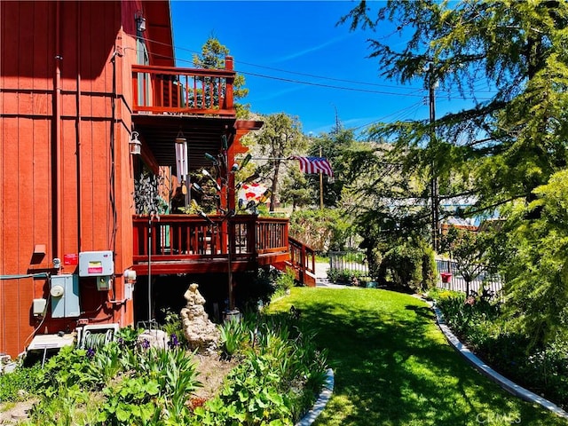 921 Piru Way, Frazier Park, CA 93225 - view of yard with a deck