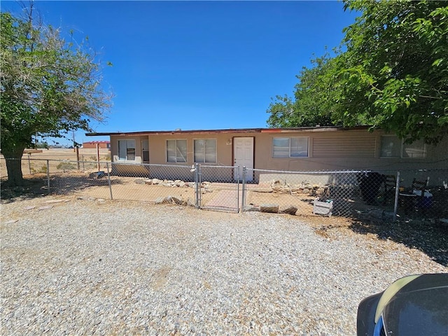 16622 Sequoia St, Hesperia, CA 92345 - manufactured / mobile home with a fenced front yard and a gate