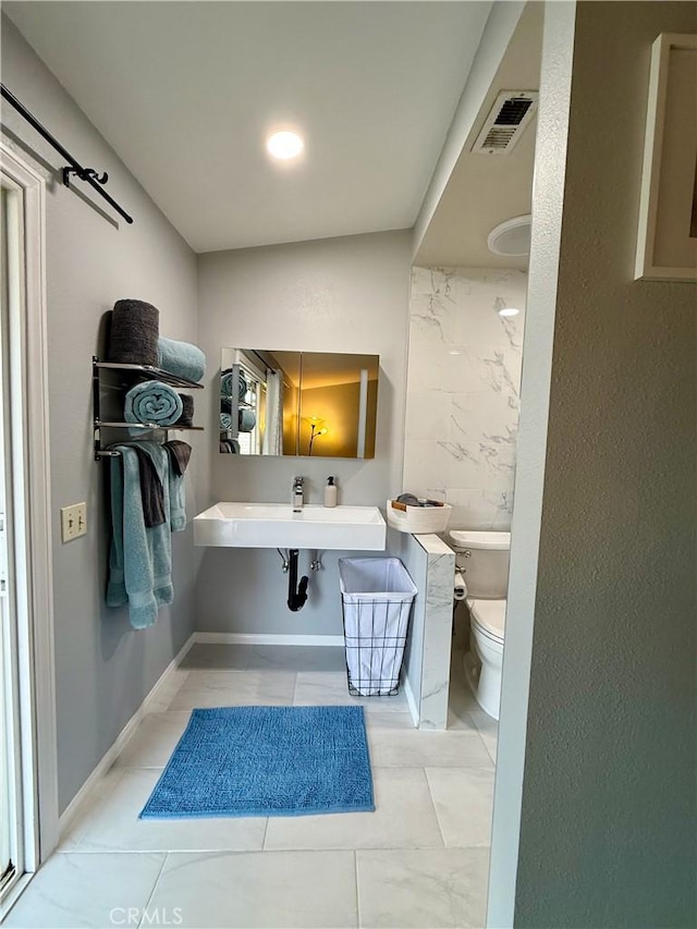 2579 Oak Springs Pl, Ontario, CA 91761 - bathroom with toilet