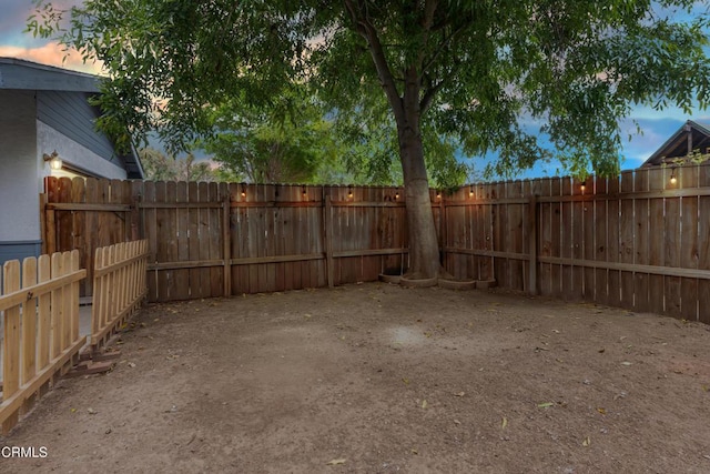 232 Prospect St, Oak View, CA 93022 - view of yard with fence