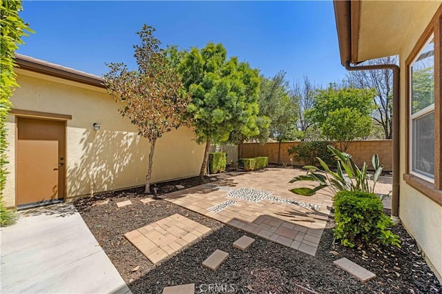 6208 Eucalyptus Ave, Chino, CA 91710 - view of patio / terrace featuring a fenced backyard