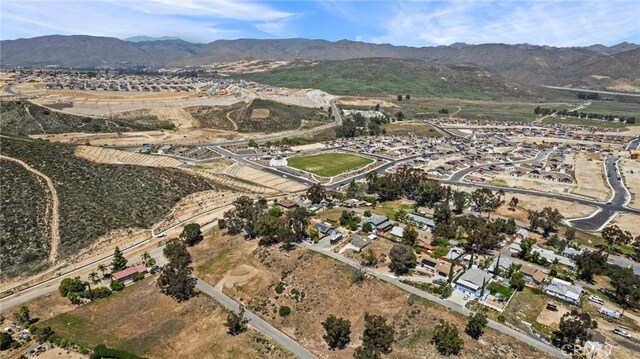 16427 Bailey St, Lake Elsinore, CA 92530