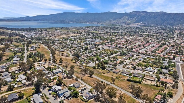 16427 Bailey St, Lake Elsinore, CA 92530