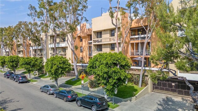 740 N Kings Rd Unit 225, West Hollywood, CA 90069 - view of apartment building / complex