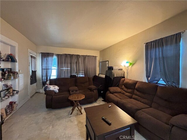 3852 4th St, Riverside, CA 92501 - view of living room