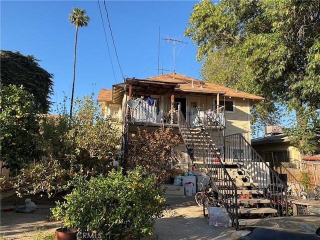 3852 4th St, Riverside, CA 92501 - view of front of property featuring stairway