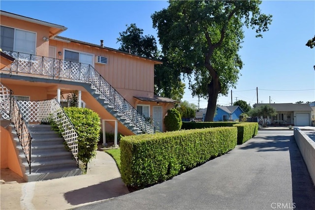 216 S Glenwood Pl, Burbank, CA 91506 - view of front of property with stairs