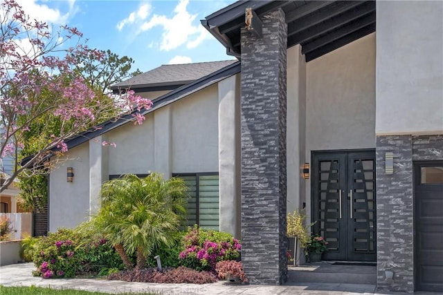 26011 Redbluff Dr, Calabasas, CA 91302 - exterior space with stucco siding and stone siding