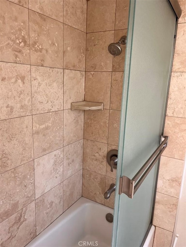 12750 Centralia St Unit 142, Lakewood, CA 90715 - full bath with shower / bath combination with glass door