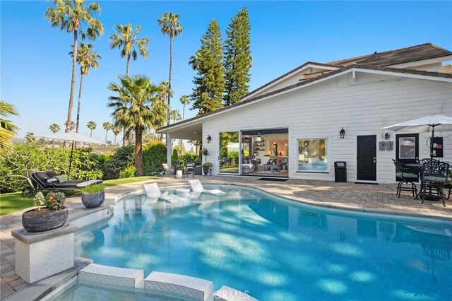 2121 Valhalla Dr, Santa Ana, CA 92705 - view of swimming pool featuring a patio and a pool with connected hot tub