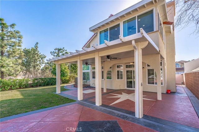 429 Somerset Cir, Corona, CA 92879 - view of patio with a ceiling fan