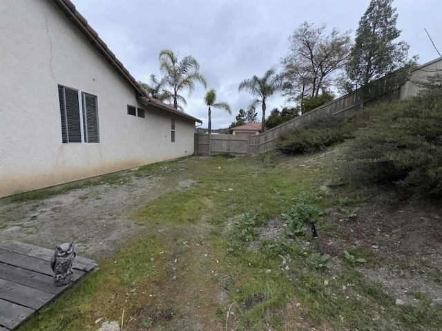 view of yard featuring fence