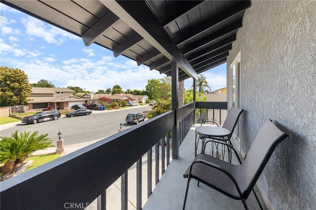 2102 Tern Bay Ln, Lakewood, CA 90712 - balcony featuring a residential view