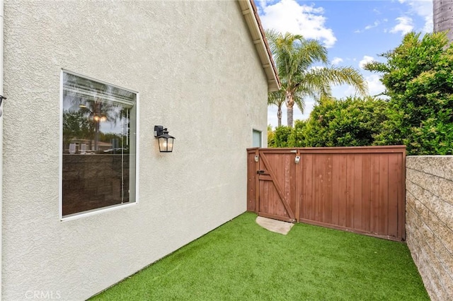 2 Astoria Ct, Aliso Viejo, CA 92656 - view of yard with a gate