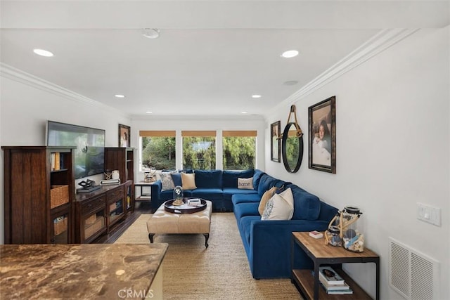9 Pembroke Ln, Laguna Niguel, CA 92677 - living area with ornamental molding and recessed lighting