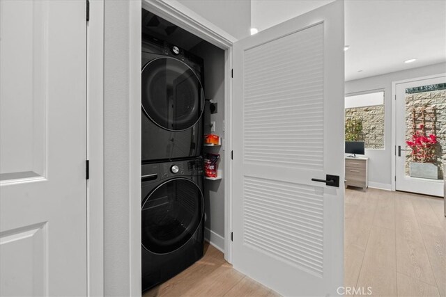 2902 Foundry Ct, Redondo Beach, CA 90278 - laundry area featuring laundry area, stacked washer / drying machine, baseboards, light wood finished floors, and recessed lighting