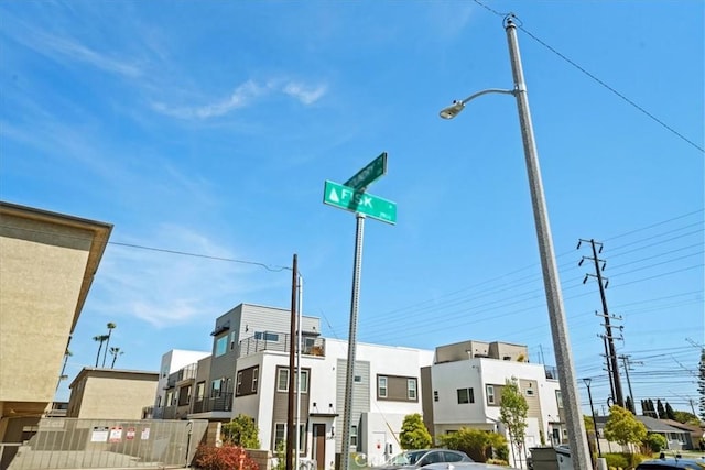 2902 Foundry Ct, Redondo Beach, CA 90278 - view of road featuring street lighting and a residential view