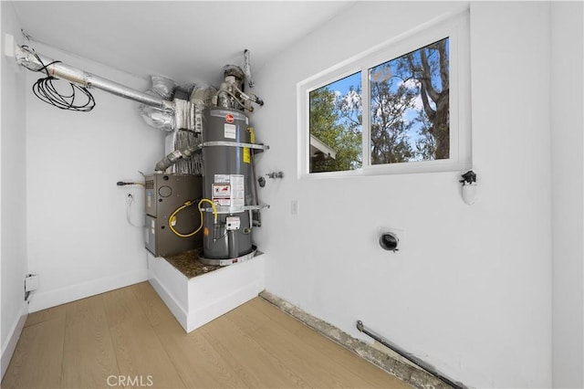 10321 Mcbroom St, Sunland, CA 91040 - utilities with strapped water heater