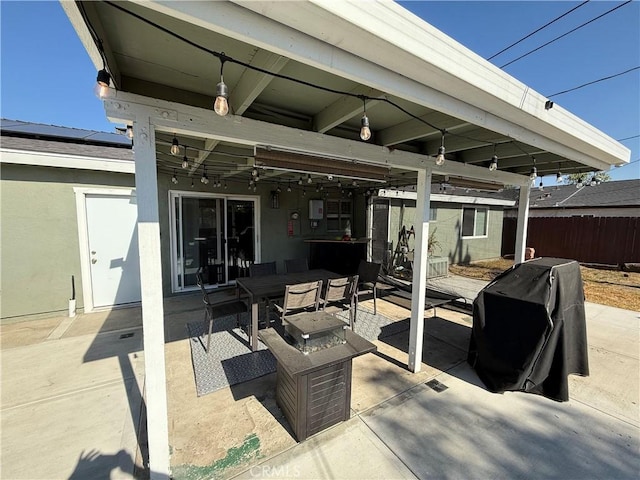 806 S Sandalwood Ave, Bloomington, CA 92316 - view of patio featuring outdoor dining space