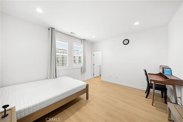 207 Colby Cir, Claremont, CA 91711 - bedroom featuring visible vents, light wood-style floors, and recessed lighting