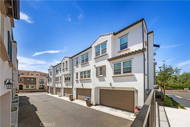 207 Colby Cir, Claremont, CA 91711 - view of road with a residential view