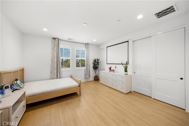 207 Colby Cir, Claremont, CA 91711 - bedroom featuring light wood finished floors and recessed lighting