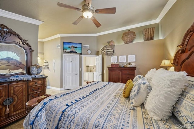 bedroom featuring visible vents, a ceiling fan, baseboards, and ornamental molding