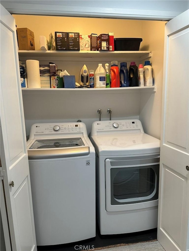 1007 S Catalina Ave Unit 212, Redondo Beach, CA 90277 - laundry room featuring washing machine and clothes dryer