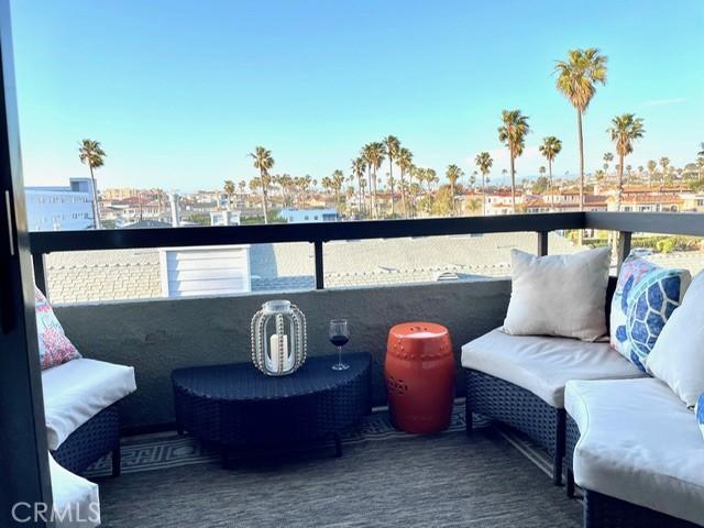 1007 S Catalina Ave Unit 212, Redondo Beach, CA 90277 - view of balcony