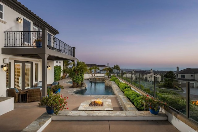 7076 Heron Cir, Carlsbad, CA 92011 - view of property's community with a fire pit and a patio