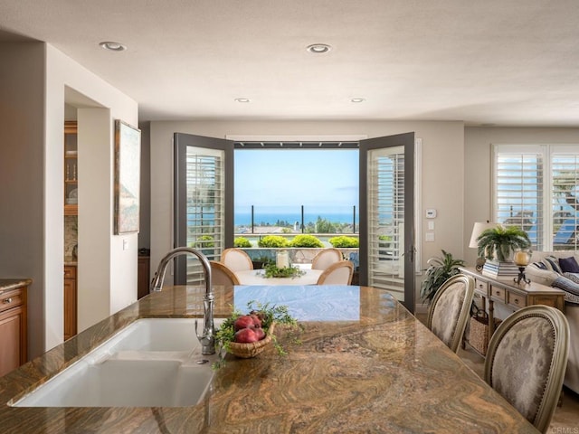 7076 Heron Cir, Carlsbad, CA 92011 - dining space with recessed lighting