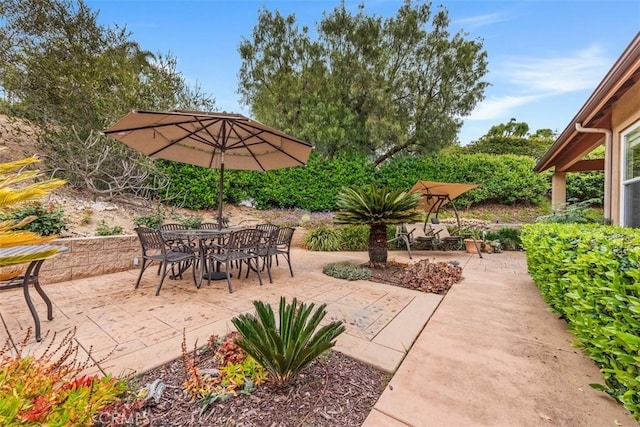 view of patio / terrace with outdoor dining area