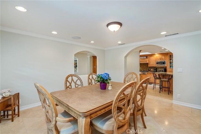 130 Mariposa Way, Brea, CA 92823 - dining area featuring arched walkways, visible vents, ornamental molding, and recessed lighting