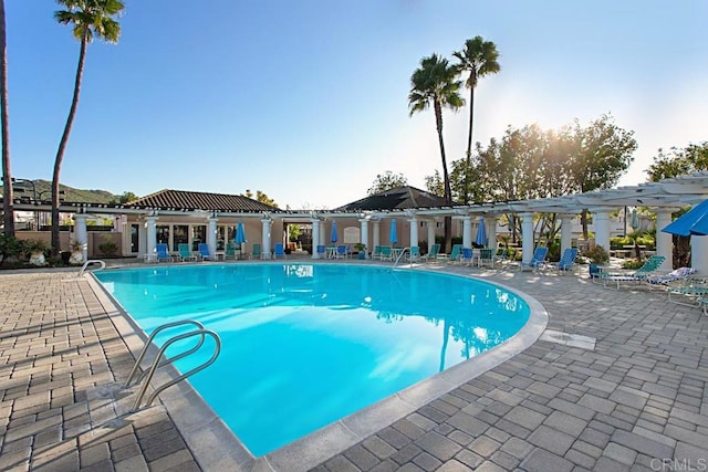 18614 Caminito Cantilena Unit 324, San Diego, CA 92128 - community pool featuring a pergola and a patio area