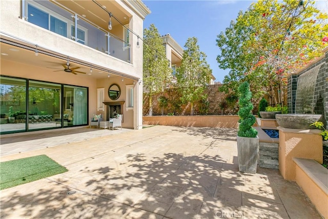20512 W Esmeralda Ln, Porter Ranch, CA 91311 - view of patio featuring ceiling fan